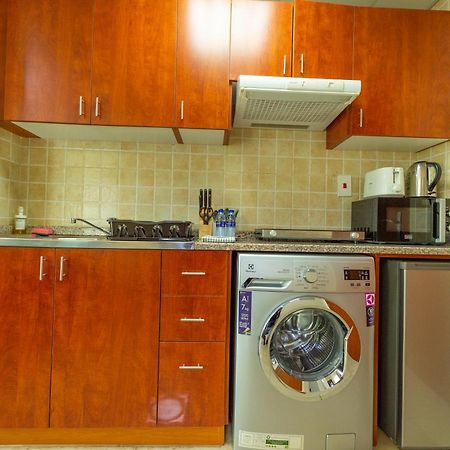Luxury Escapes - Modern Budget Studio With Balcony In Jlt! Dubai Exterior foto
