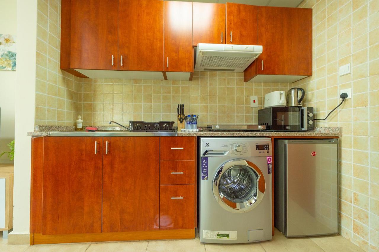 Luxury Escapes - Modern Budget Studio With Balcony In Jlt! Dubai Exterior foto