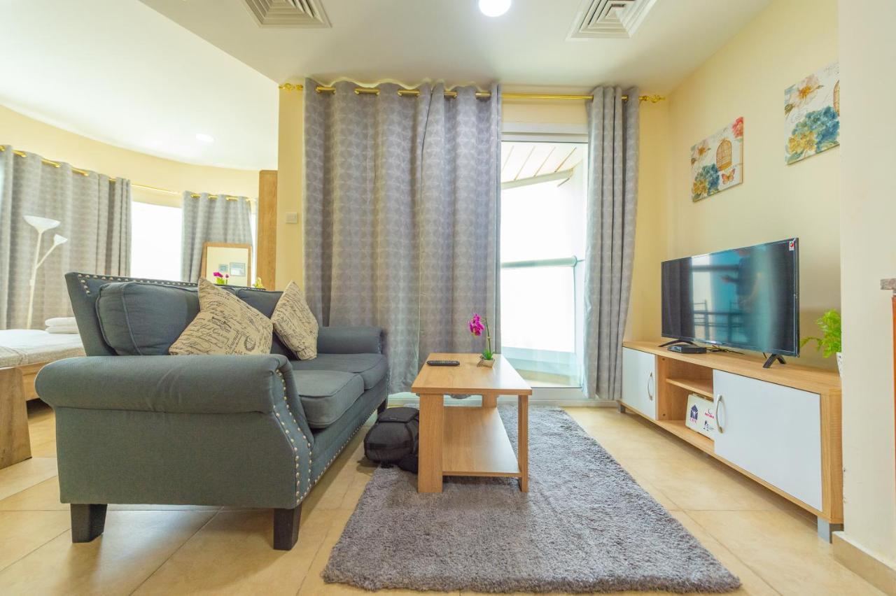 Luxury Escapes - Modern Budget Studio With Balcony In Jlt! Dubai Exterior foto